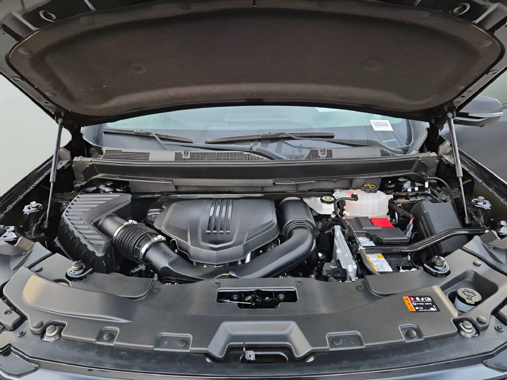 2025 GMC Acadia AT4