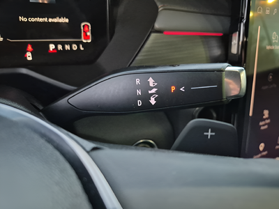 2025 GMC Acadia AT4