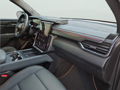 2025 GMC Acadia AT4
