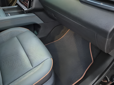 2025 GMC Acadia AT4