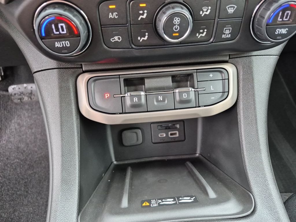 2022 GMC Acadia FWD Denali