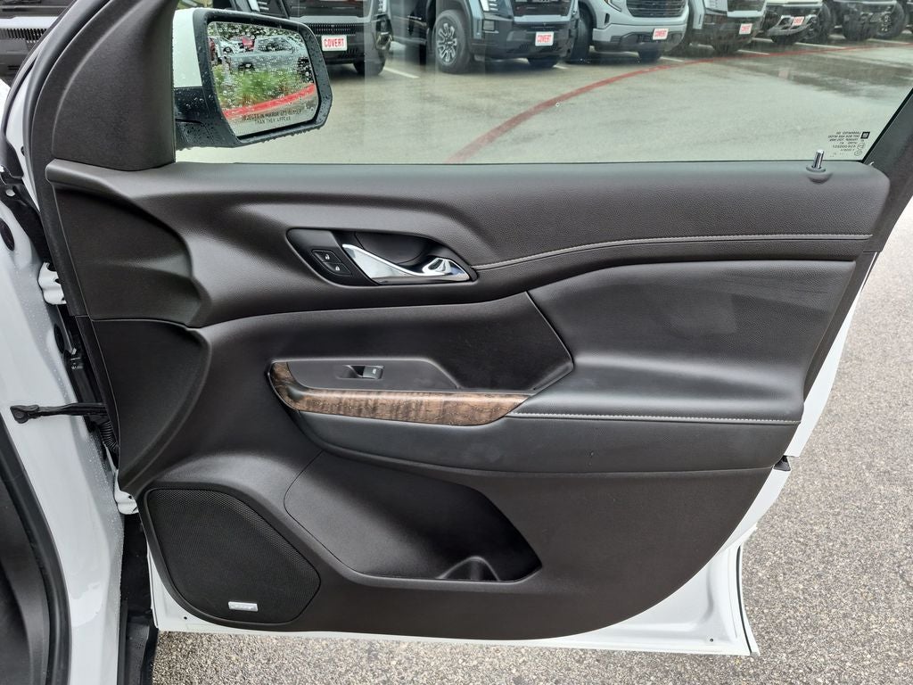 2022 GMC Acadia FWD Denali