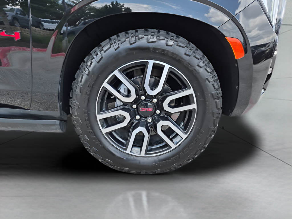 2024 GMC Yukon AT4