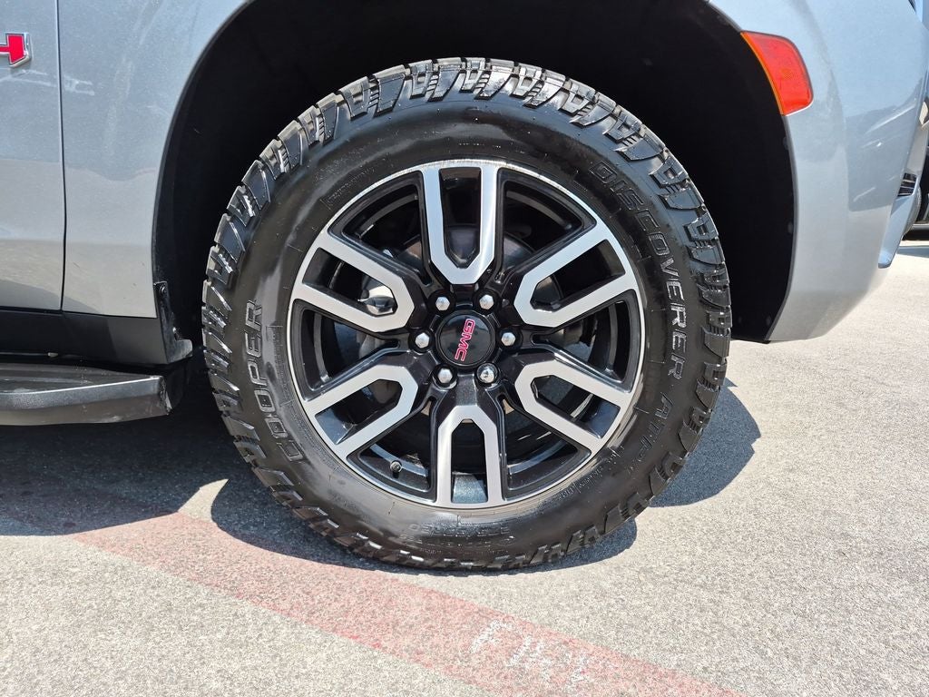 2023 GMC Yukon AT4