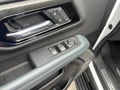 2025 GMC Yukon 4WD 4dr AT4