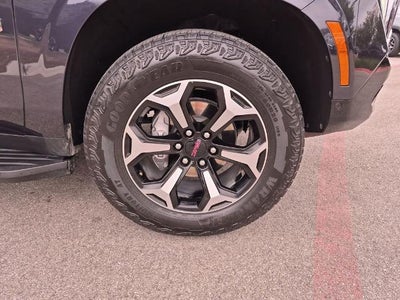 2025 GMC Yukon 4WD 4dr AT4