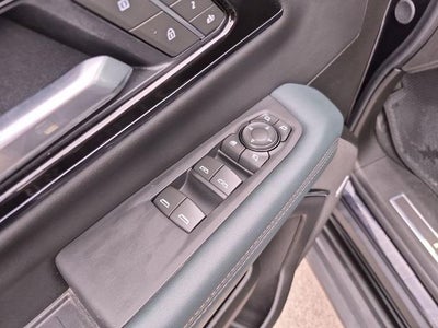 2025 GMC Yukon 4WD 4dr AT4