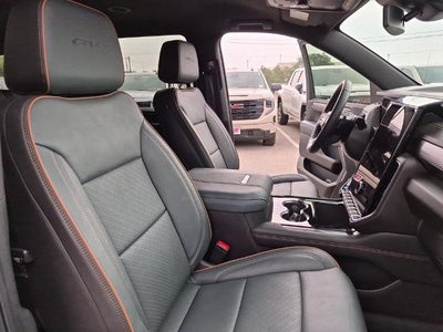 2025 GMC Yukon 4WD 4dr AT4