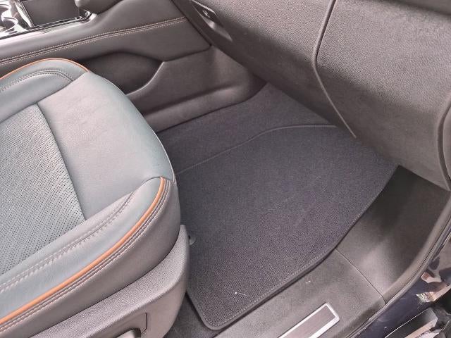 2025 GMC Yukon 4WD 4dr AT4