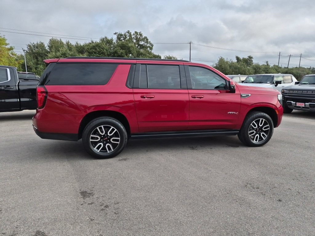 2021 GMC Yukon XL AT4