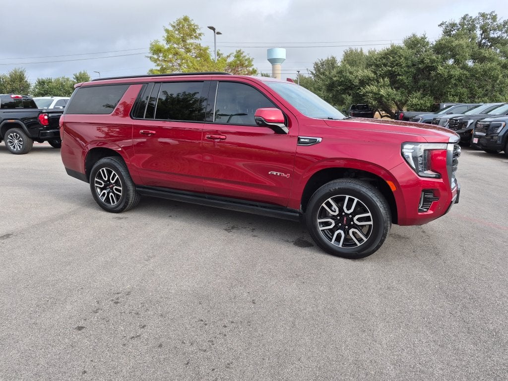 2021 GMC Yukon XL AT4