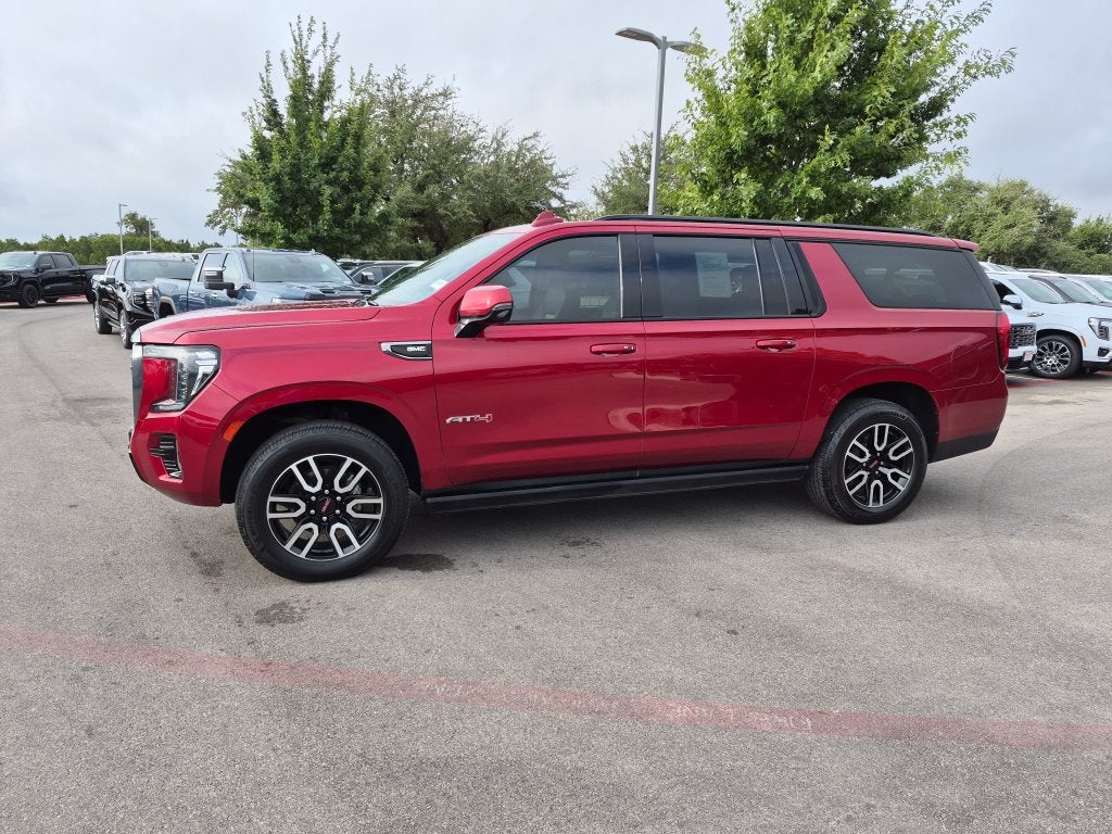 2021 GMC Yukon XL AT4