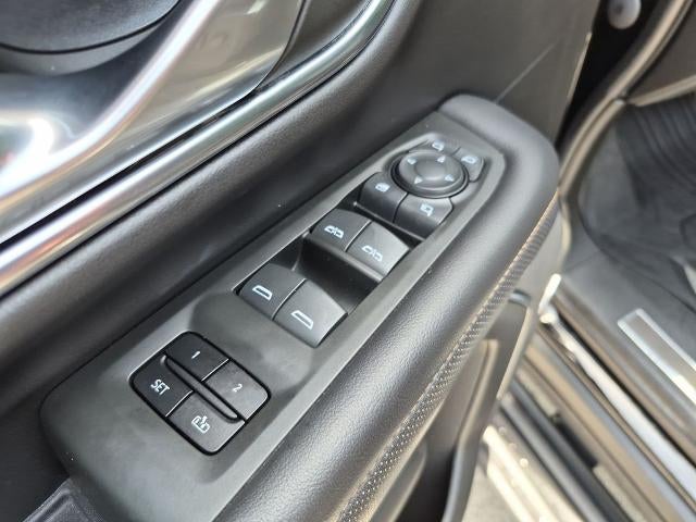 2022 GMC Yukon XL 4WD 4dr AT4