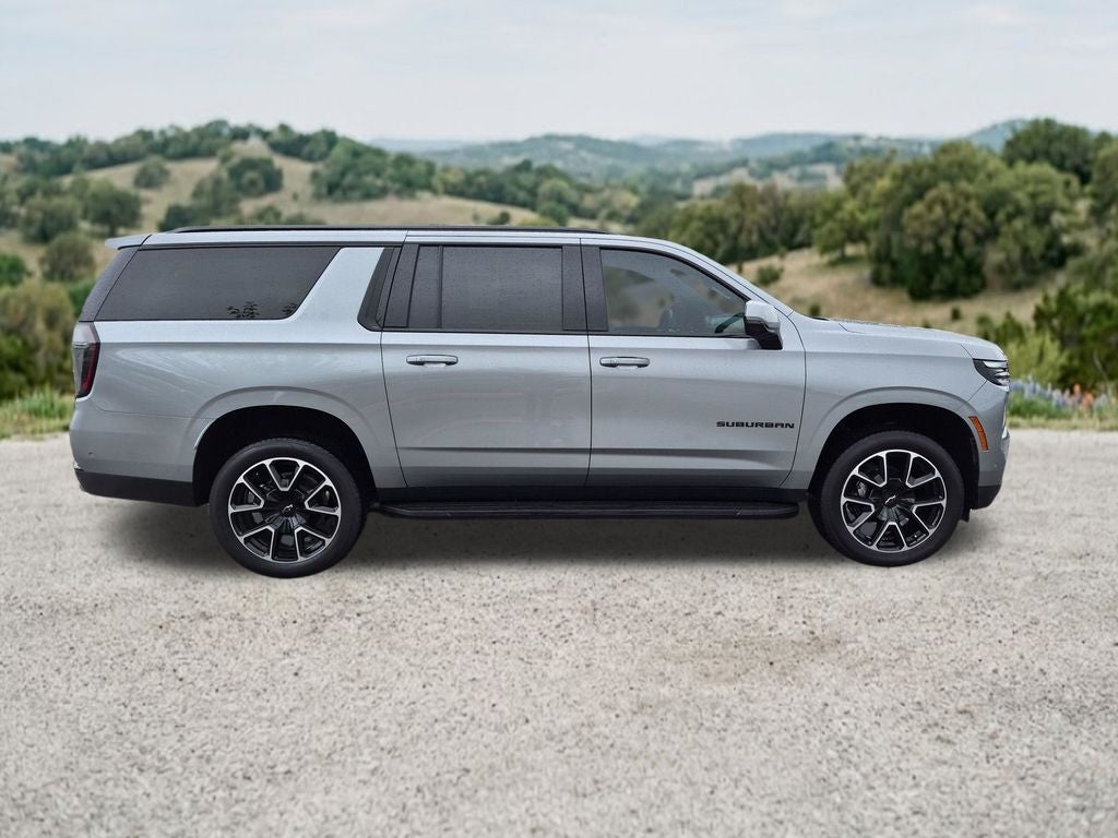 2025 Chevrolet Suburban 4WD RST