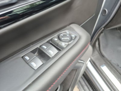 2025 Chevrolet Suburban 4WD RST