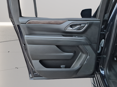 2023 Chevrolet Suburban LS