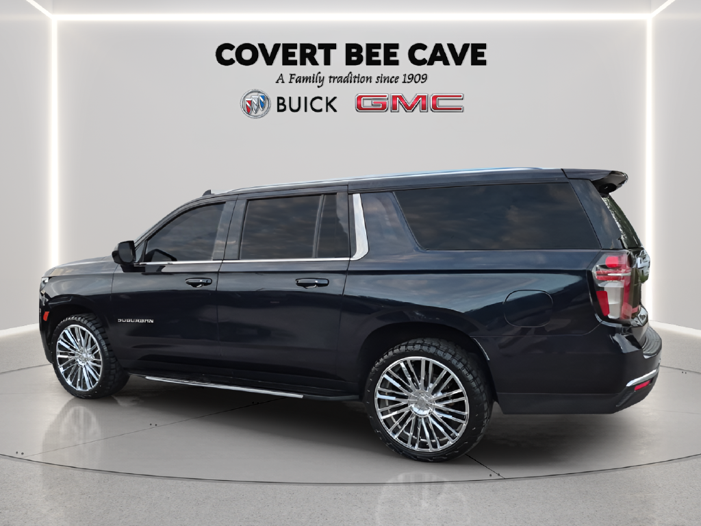 2023 Chevrolet Suburban LS