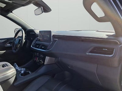 2022 Chevrolet Suburban 2WD RST