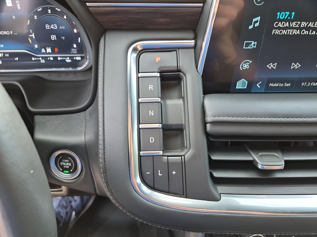 2022 Chevrolet Suburban LT