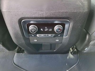 2023 Chevrolet Suburban 4WD RST