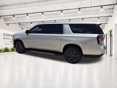 2023 Chevrolet Suburban 4WD Premier