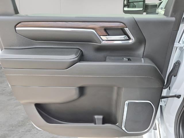 2024 GMC Sierra 2500 HD Crew Cab Standard Box 2-Wheel Drive SLT