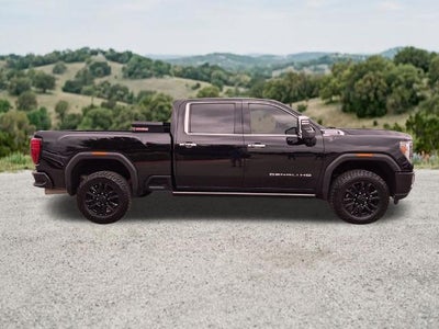 2021 GMC Sierra 2500 HD Crew Cab Standard Box 4-Wheel Drive Denali