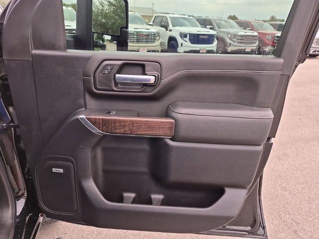 2021 GMC Sierra 2500 HD Crew Cab Standard Box 4-Wheel Drive Denali