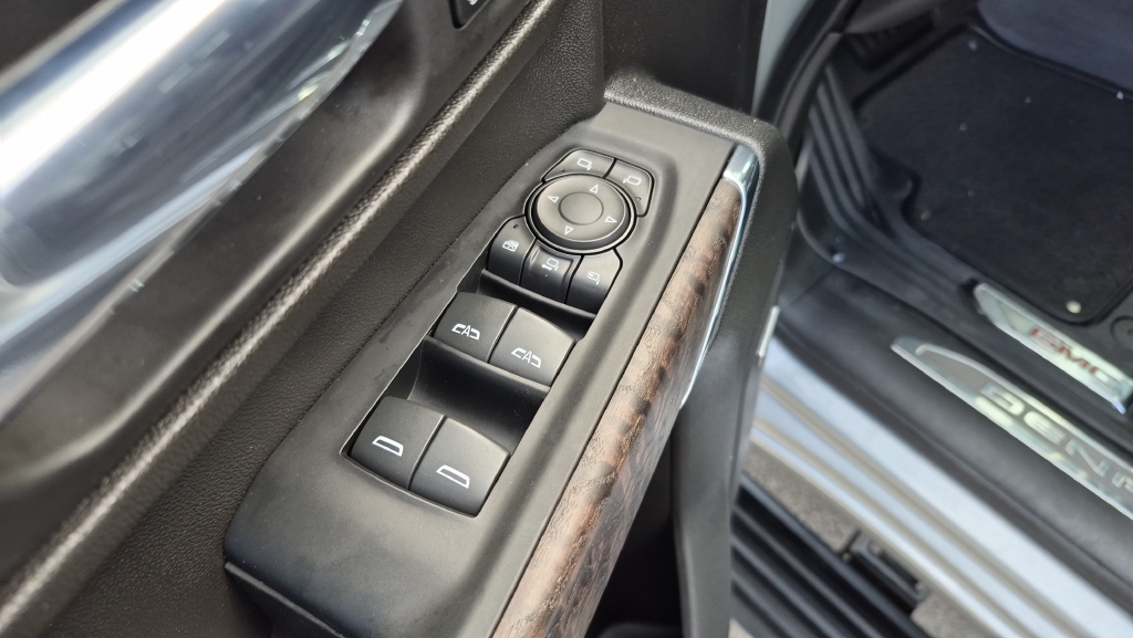 2023 GMC Sierra 2500HD Denali
