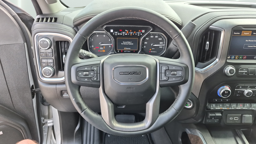 2023 GMC Sierra 2500HD Denali