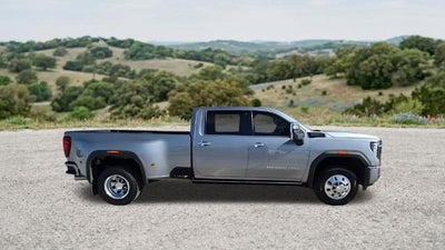 2024 GMC Sierra 3500HD Crew Cab Long Box 4-Wheel Drive Denali Ultimate