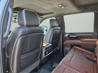 2024 GMC Sierra 3500HD Crew Cab Long Box 4-Wheel Drive Denali Ultimate