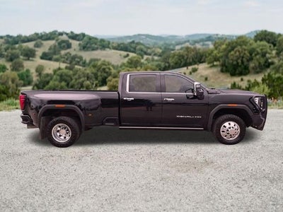 2024 GMC Sierra 3500HD Crew Cab Long Box 4-Wheel Drive Denali Ultimate