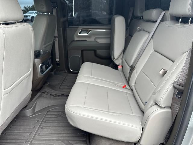2025 GMC Sierra 2500 HD Crew Cab Standard Box 4-Wheel Drive SLT