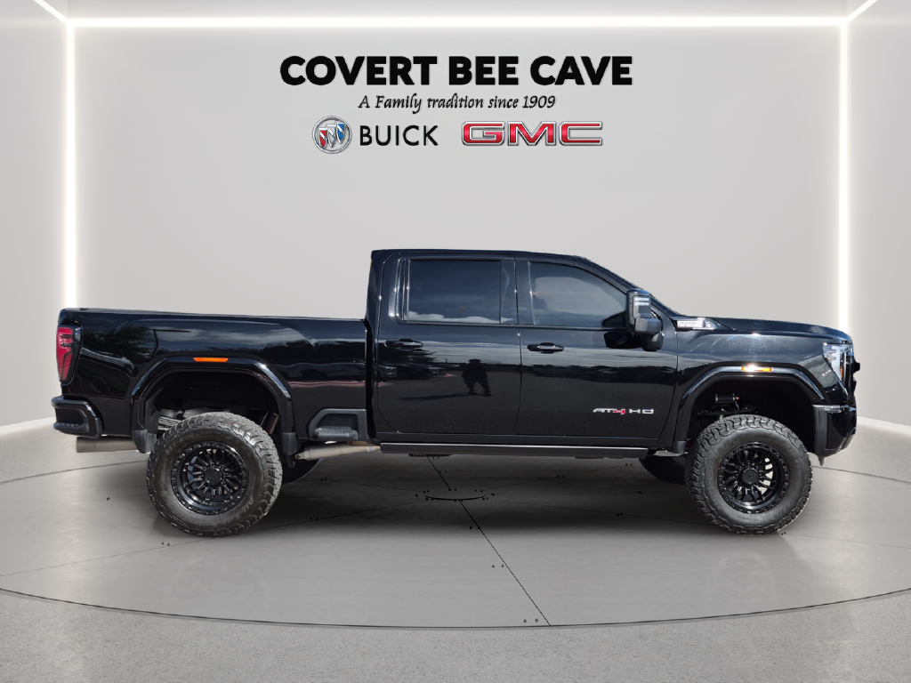 2025 GMC Sierra 2500HD AT4