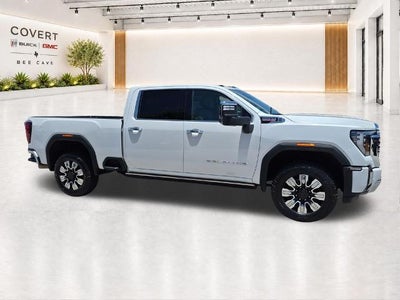 2025 GMC Sierra 2500 HD Crew Cab Standard Box 4-Wheel Drive Denali