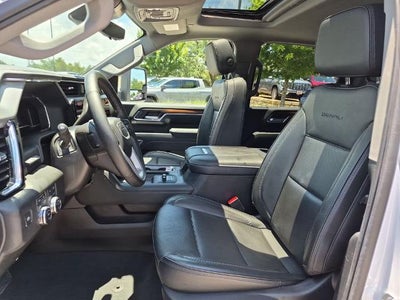 2025 GMC Sierra 2500 HD Crew Cab Standard Box 4-Wheel Drive Denali