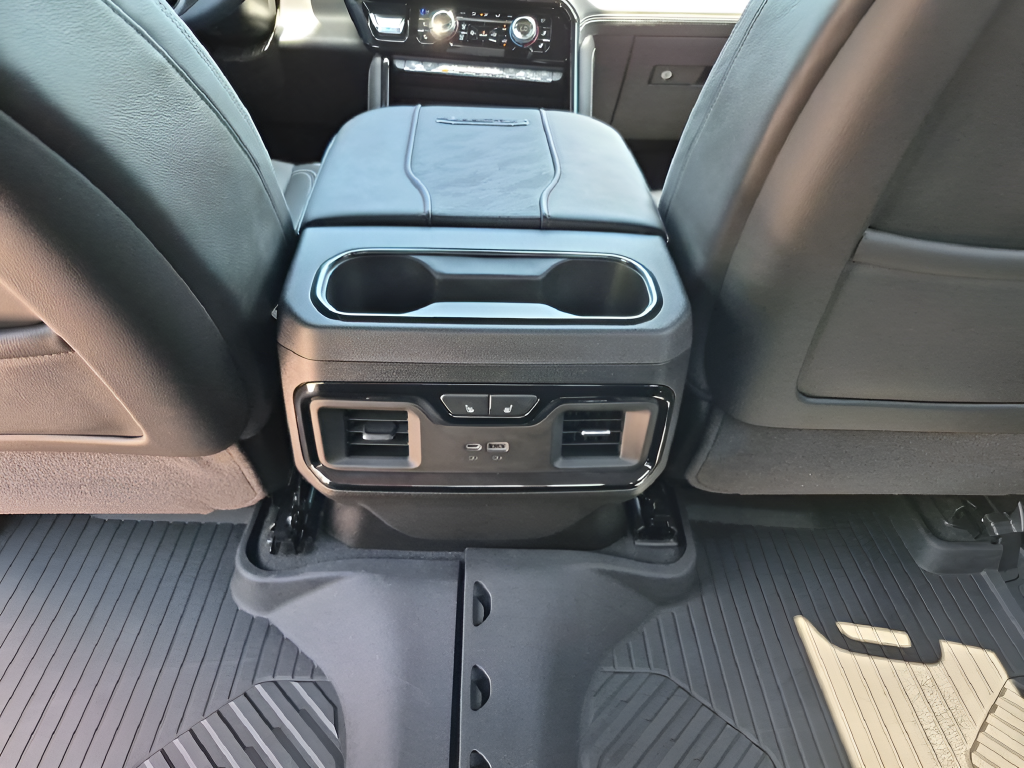 2025 GMC Sierra 2500HD AT4X AEV