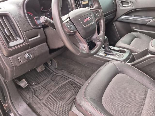 2015 GMC Canyon Crew Cab Short Box 2-Wheel Drive SLE