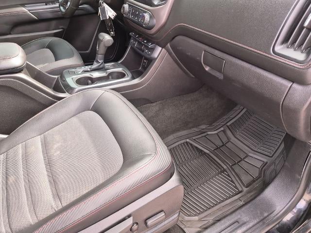 2015 GMC Canyon Crew Cab Short Box 2-Wheel Drive SLE