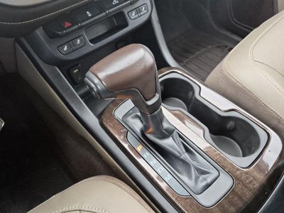 2015 GMC Canyon Crew Cab Short Box 4-Wheel Drive SLT