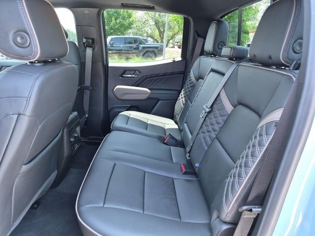 2025 GMC Canyon Crew Cab Short Box 4-Wheel Drive Denali