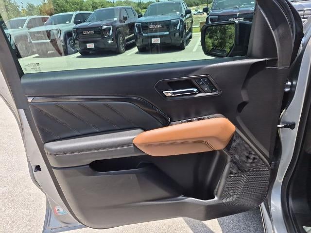 2023 GMC Canyon Crew Cab Short Box 4-Wheel Drive AT4