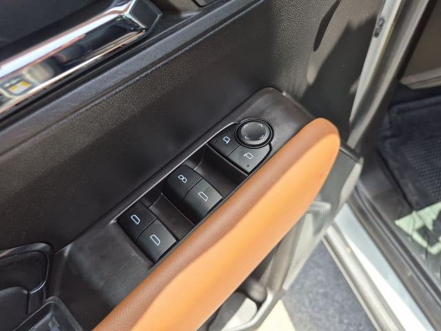 2023 GMC Canyon Crew Cab Short Box 4-Wheel Drive AT4