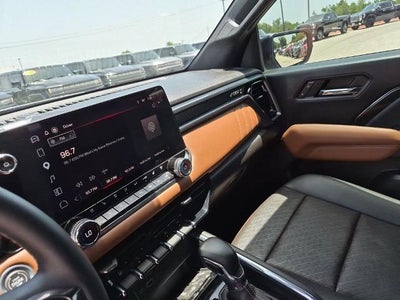 2023 GMC Canyon Crew Cab Short Box 4-Wheel Drive AT4