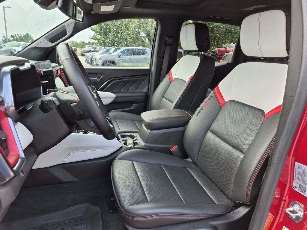 2023 GMC Canyon AT4X
