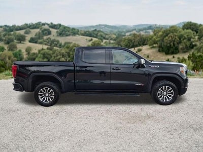 2019 GMC Sierra 1500 Crew Cab Short Box 4-Wheel Drive AT4