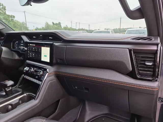 2022 GMC Sierra 1500 Crew Cab Standard Box 4-Wheel Drive AT4