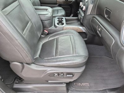 2019 GMC Sierra 1500 Crew Cab Short Box 4-Wheel Drive Denali