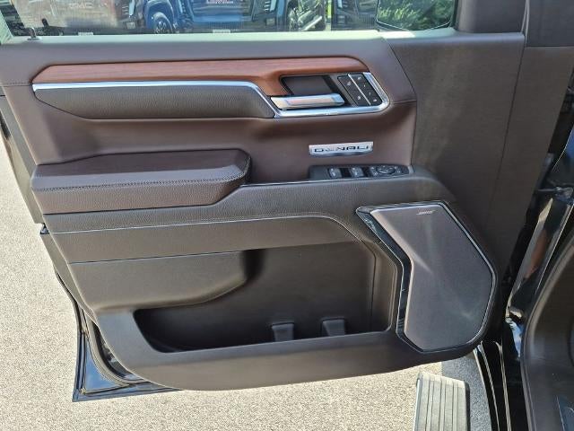 2023 GMC Sierra 1500 Crew Cab Short Box 4-Wheel Drive Denali